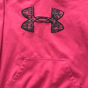 under armor women’s hoodie